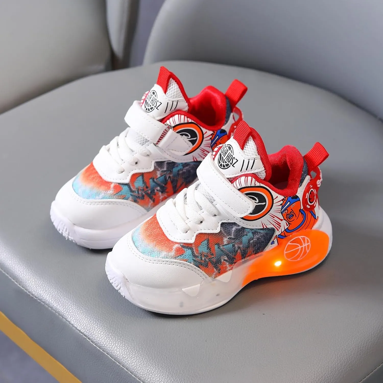 Sneakers for Girls Luminous Breathable Light Up Shoes for Kids Hook and Loop Flashing Comfortable Running Walking Shoes